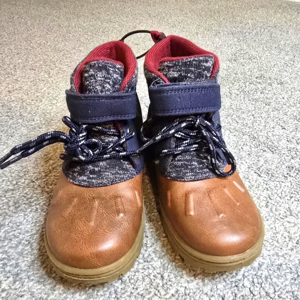 Carter's Kids Size 12M Winter Rain Mud Boot Unisex